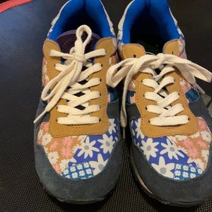 Inkkas shoes 8 women. Patchwork design yellow, and purple suede blue and pink